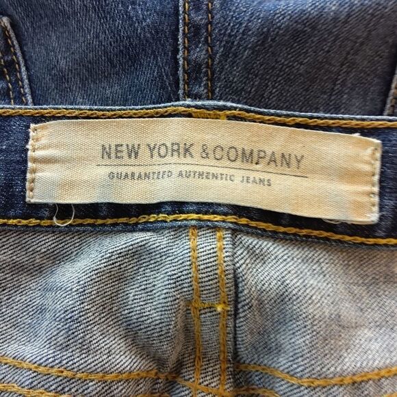 New York & Company premium Flare five-pocket Jeans - Picture 12 of 13
